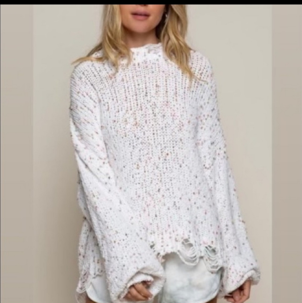 1 Large POL sweater. Ivory confetti color.